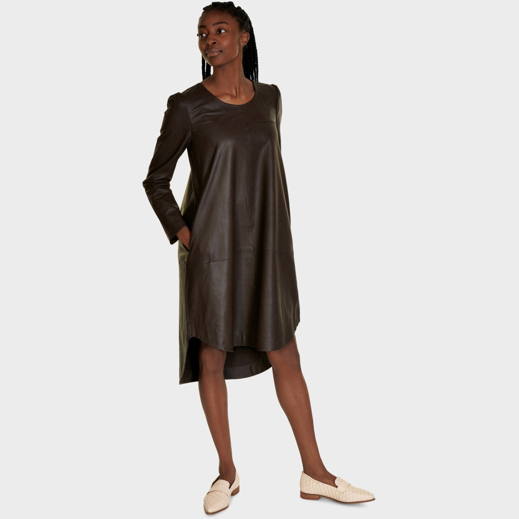 CHILI mocca skindkjole. SPAR 70%