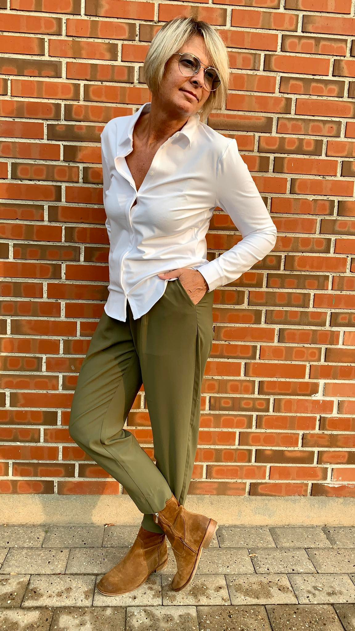 YAYA hvid skjorte med masser stræk