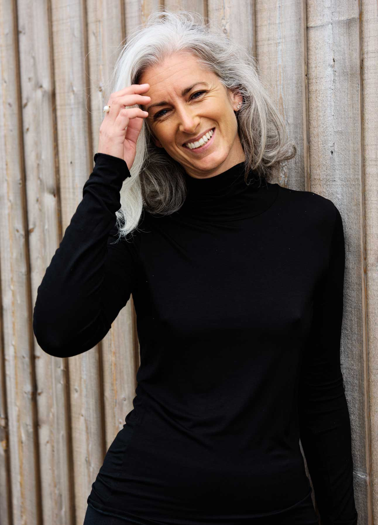 COSTER med rullehals i sort