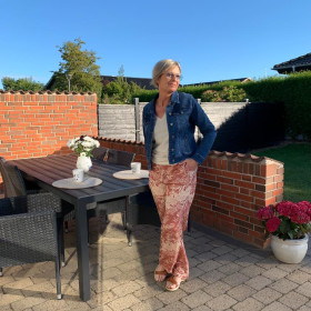 COSTER Copenhagen tee i lys sand